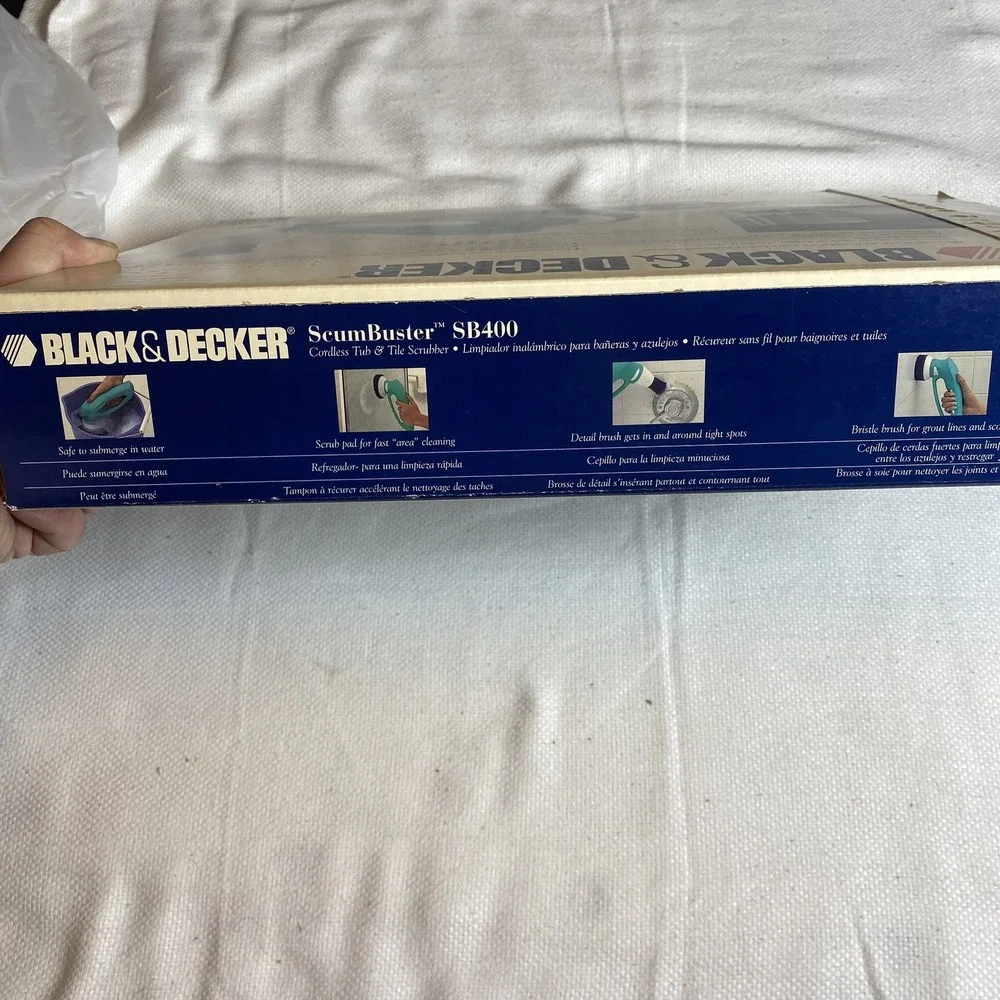 Black & Decker ScumBuster SB400 Cordless Tub Tile Scrubber VersaPak Battery Kit